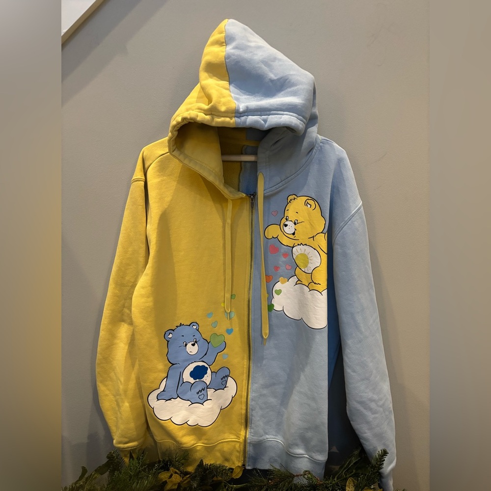 Women’s Care Bears color block blue/yellow zip hoodie Jacket-Sweatshirt cartoon